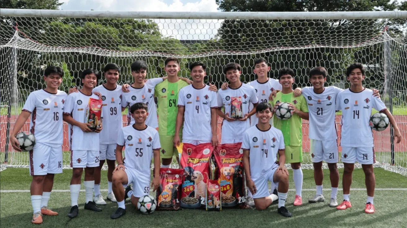 How UP men’s football team shows their love to their happy and healthy dogs
